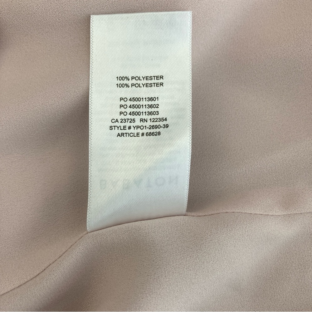 Aritizia Babaton Murphy Blouse Womens M Nude V-Neck Cropped Long Sleeved Office - Picture 9 of 14